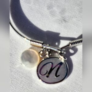 STAINLESS INITAL  CHARM BANGLE BRACELET